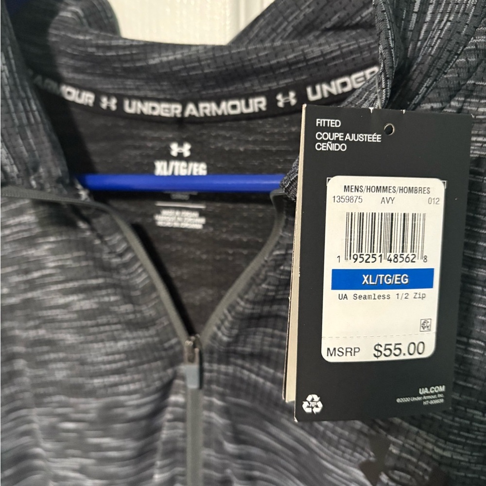 Under Armour Men's Seamless 1/2 Zip - Black and Gray